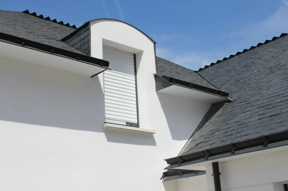 Pose de volets à Carentoir